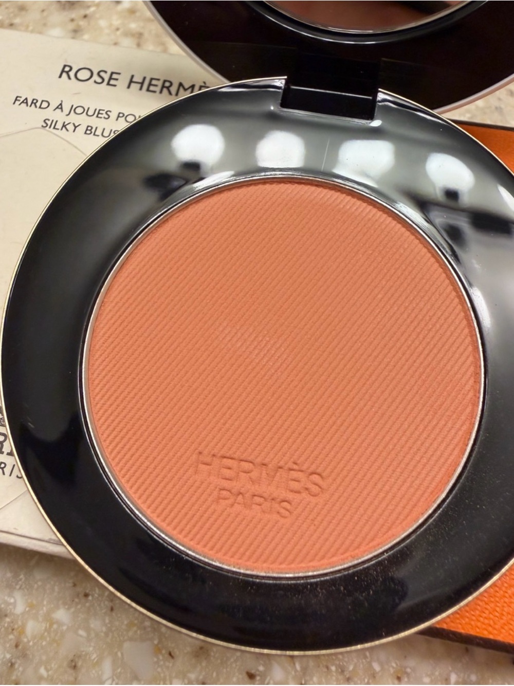 Hermès Rose Hermès Silky Blush Powder 19 Rose Abricot 6g - Picture 5 of 7